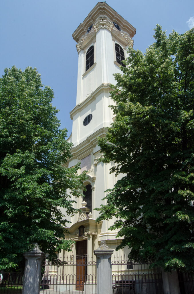 Srpska pravoslavna crkva sv. Tri Jeraha – Almaška crkva