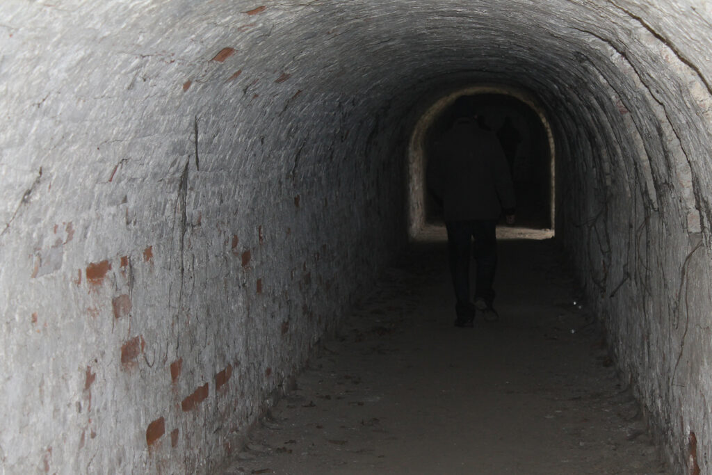 Underground military galleries